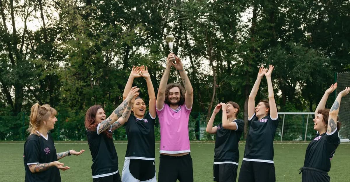 Les 10 footballeurs qui ont marqué l'histoire du football