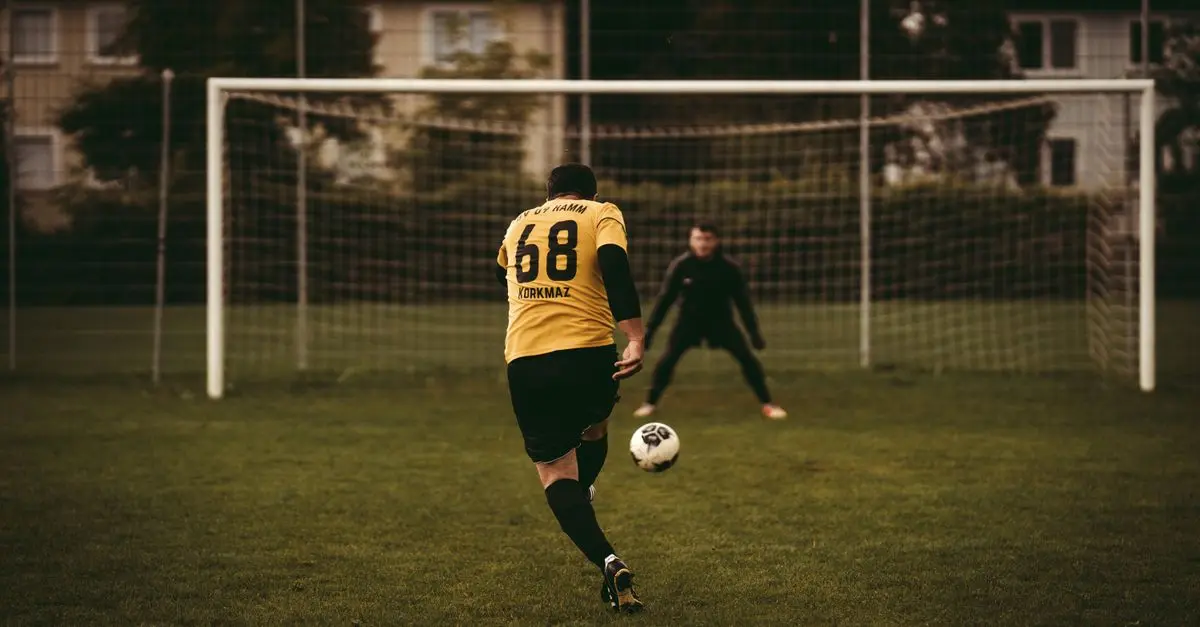 Les 10 footballeurs qui marquent l'histoire du sport